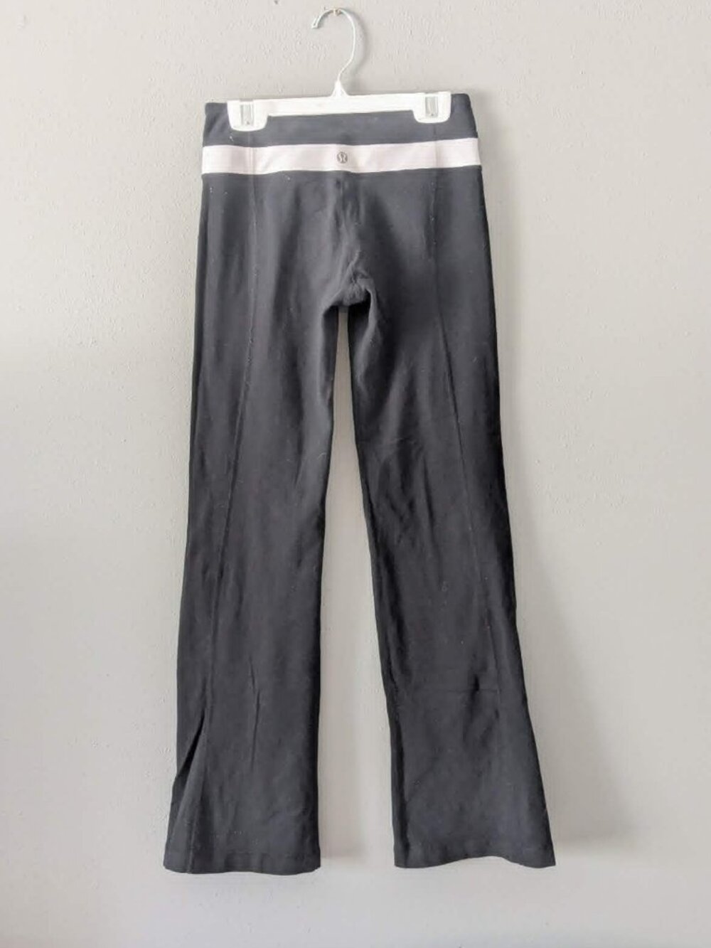 The Original Lululemon Groove Pant *Full-On Luon (Regular) - Picture 7 of 7